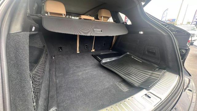 Photo of 2019 Black Porsche Cayenne