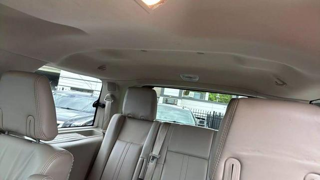 Photo of 2017 Black Velvet Lincoln Navigator