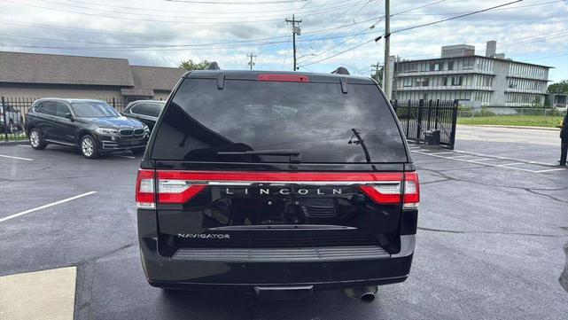 Photo of 2017 Black Velvet Lincoln Navigator