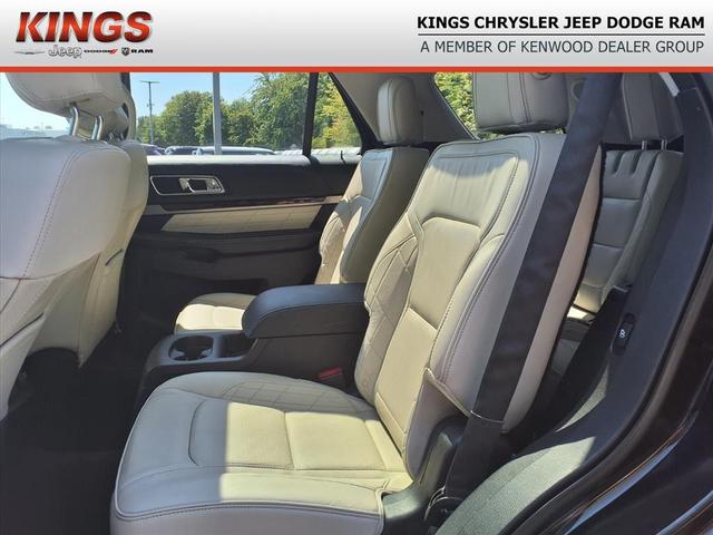 Photo of 2016 Shadow Black Ford Explorer
