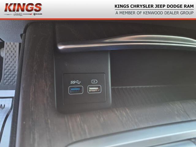 Photo of 2022 Uyuni White Genesis G80