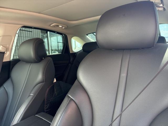 Photo of 2022 Uyuni White Genesis G80