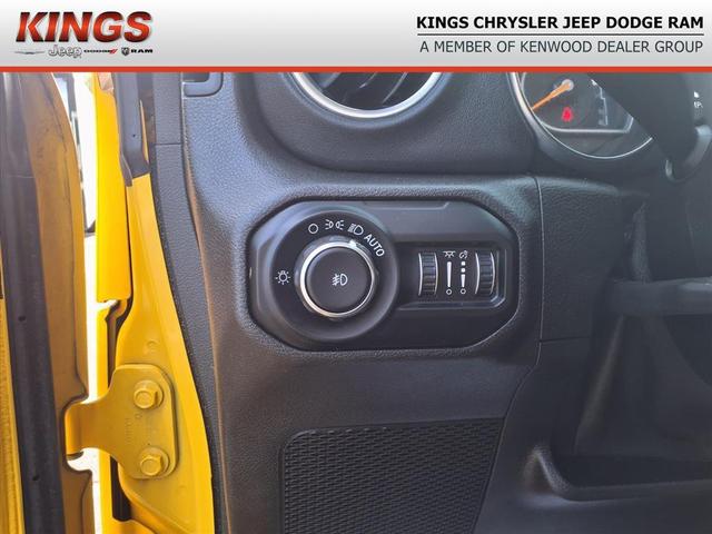 Photo of 2020 Hellayella Clearcoat Jeep Wrangler Unlimited