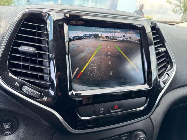 Photo of 2019 Billet Silver Metallic Clearcoat Jeep Cherokee
