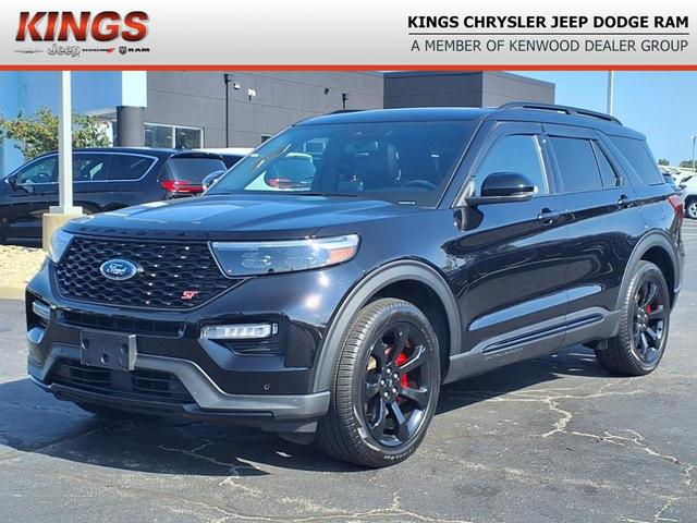 Photo of 2023 Agate Black Metallic Ford Explorer