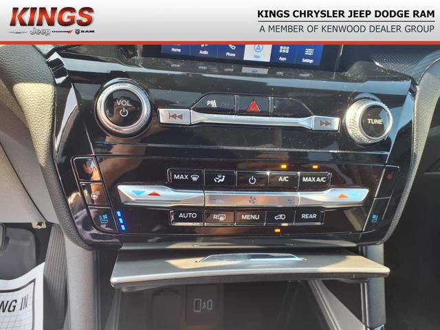 Photo of 2023 Agate Black Metallic Ford Explorer