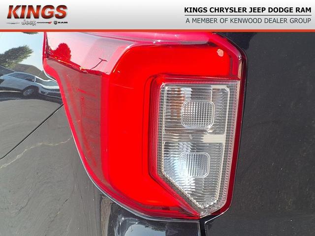 Photo of 2023 Agate Black Metallic Ford Explorer