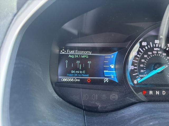 Photo of 2019 Agate Black Metallic Ford Edge