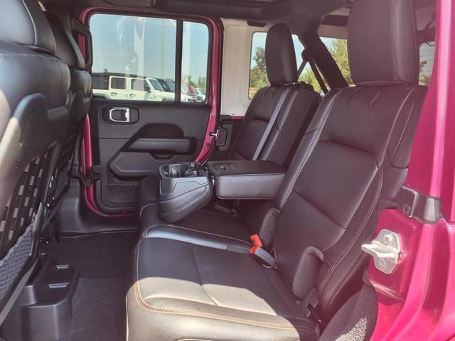 Photo of 2022 Limited Edition Tuscadero Pearlcoat Jeep Wrangler Unlimited