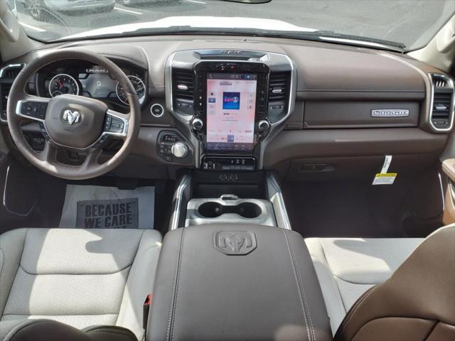Photo of 2025 Ivory White Tri-Coat Pearlcoat RAM 1500