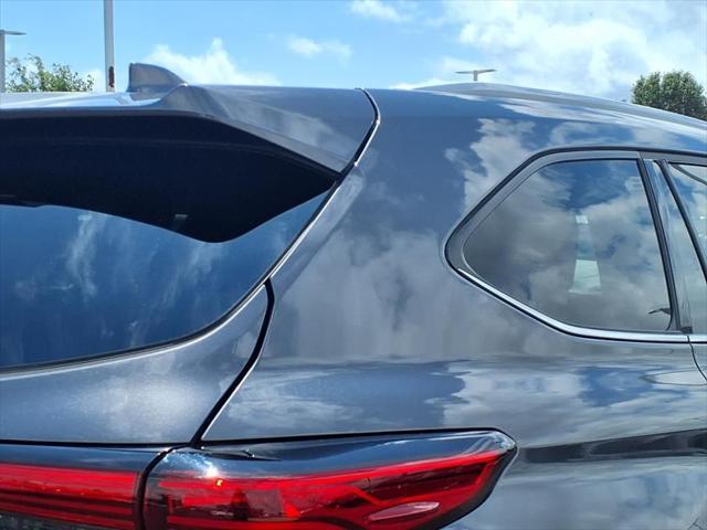 Photo of 2022 Charcoal Toyota Highlander