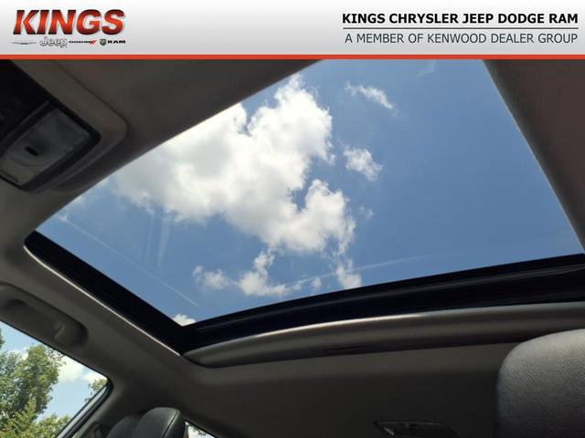 Photo of 2022 Classic Silver Metallic Toyota 4Runner