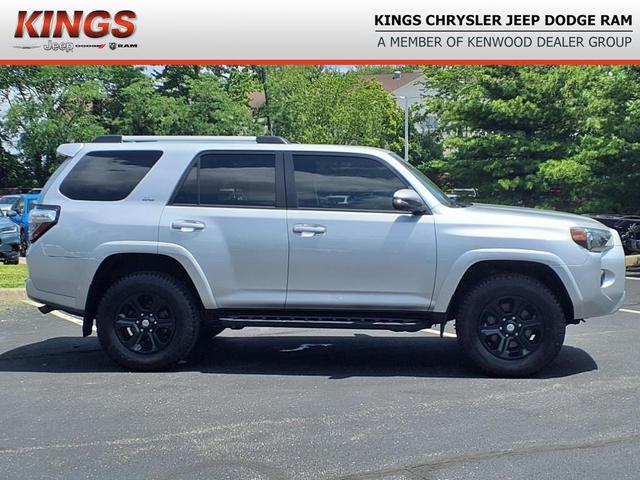 Photo of 2022 Classic Silver Metallic Toyota 4Runner