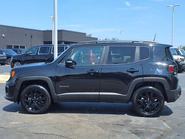 Photo of 2023 Black Clearcoat Jeep Renegade