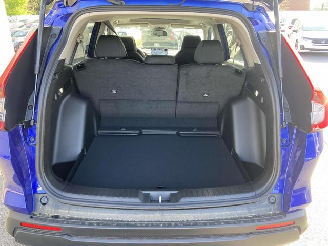 Photo of 2025 Still Night Pearl Honda CR-V