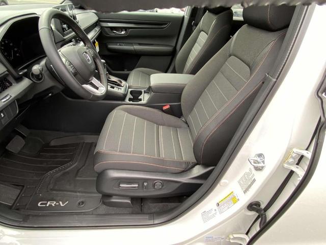 Photo of 2025 Platinum White Pearl Honda CR-V Hybrid