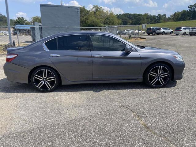 Photo of 2016 Modern Steel Metallic Honda Accord