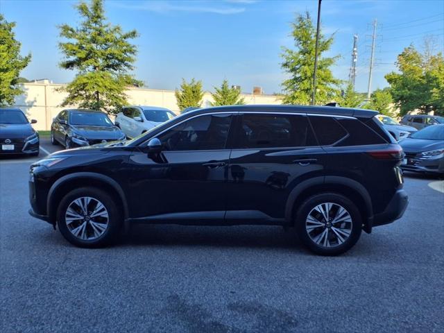 Photo of 2021 Super Black Nissan Rogue