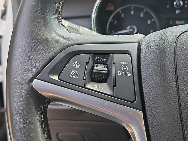 Photo of 2022 Summit White Buick Encore