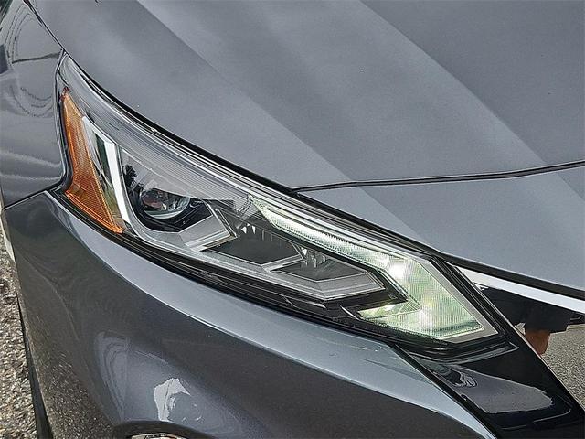 Photo of 2022 Gun Metallic Nissan Altima