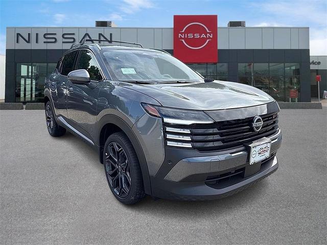 Photo of 2025 Gun Metallic Nissan Kicks
