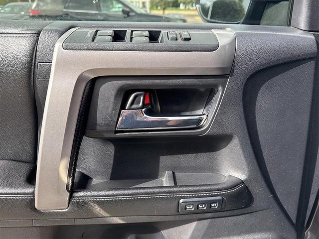 Photo of 2014 Gray Toyota 4Runner