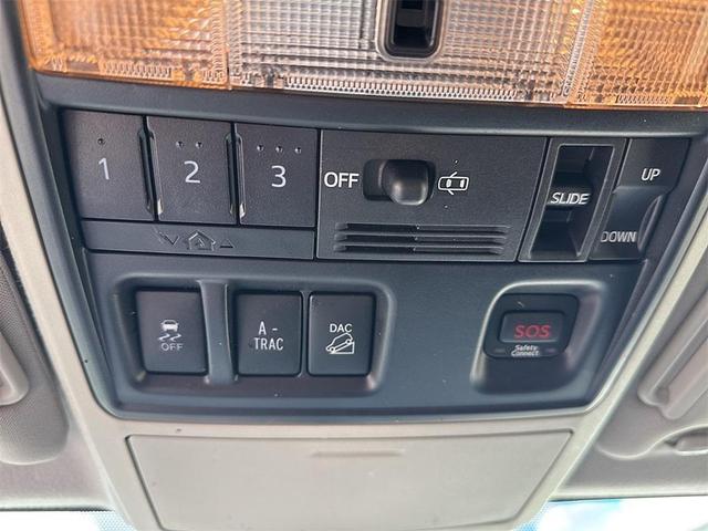 Photo of 2014 Gray Toyota 4Runner