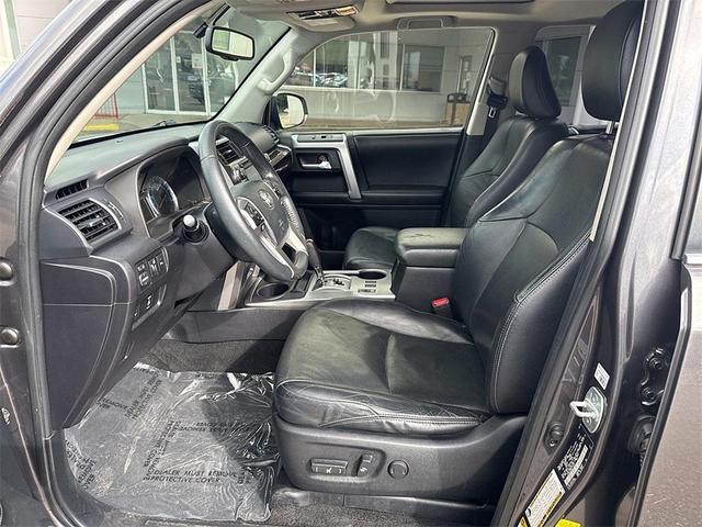 Photo of 2014 Gray Toyota 4Runner