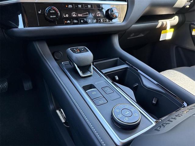 Photo of 2025 Gun Metallic Nissan Pathfinder