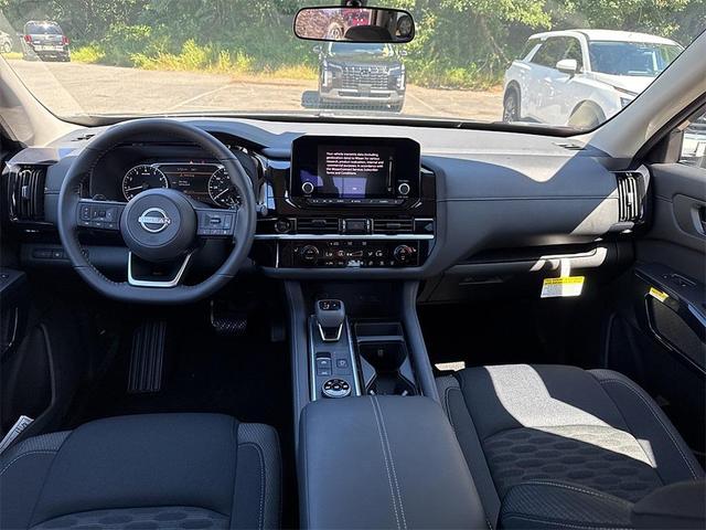 Photo of 2025 Gun Metallic Nissan Pathfinder