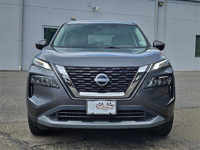 Photo of 2023 Gun Metallic Nissan Rogue