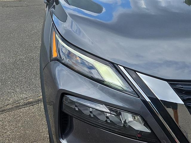 Photo of 2023 Gun Metallic Nissan Rogue