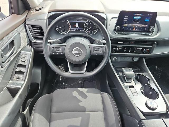 Photo of 2023 Gun Metallic Nissan Rogue