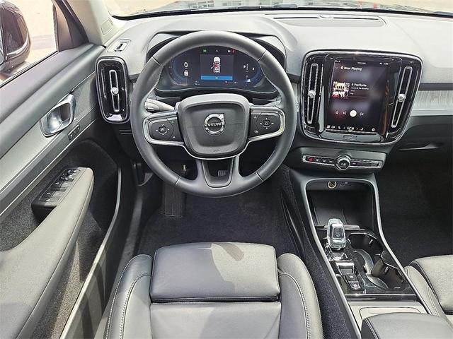 Photo of 2025 Black Volvo XC40