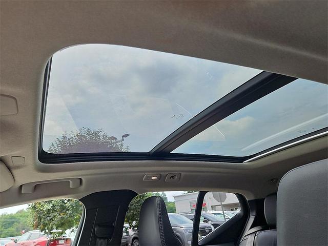 Photo of 2025 Black Volvo XC40