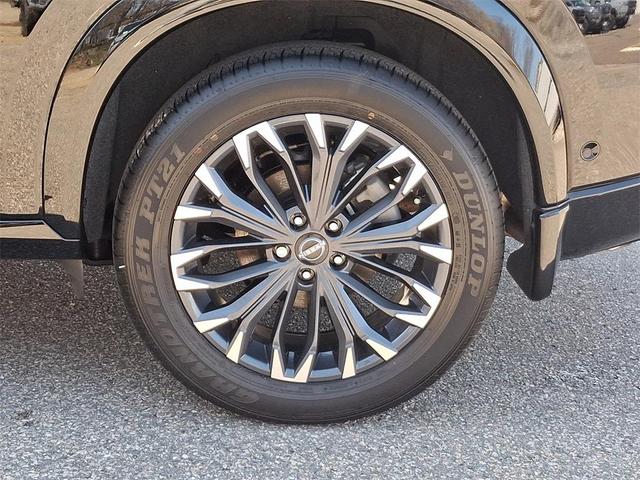 Photo of 2025 Super Black Nissan Rogue