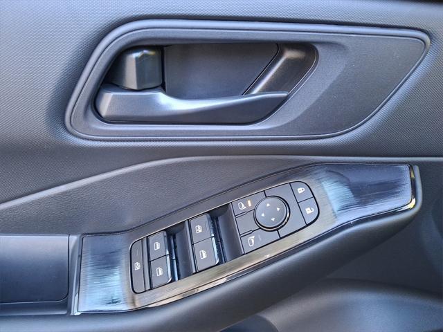 Photo of 2025 Gun Metallic Nissan Rogue