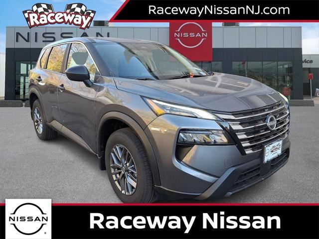 Photo of 2025 Gun Metallic Nissan Rogue