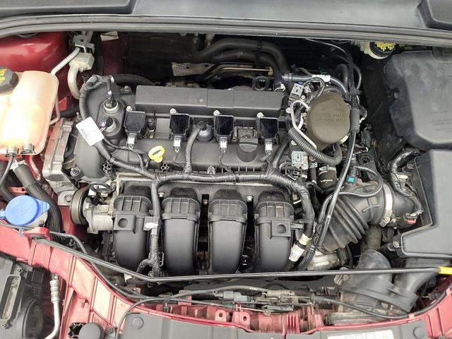 Photo of 2016 Red Ford Focus