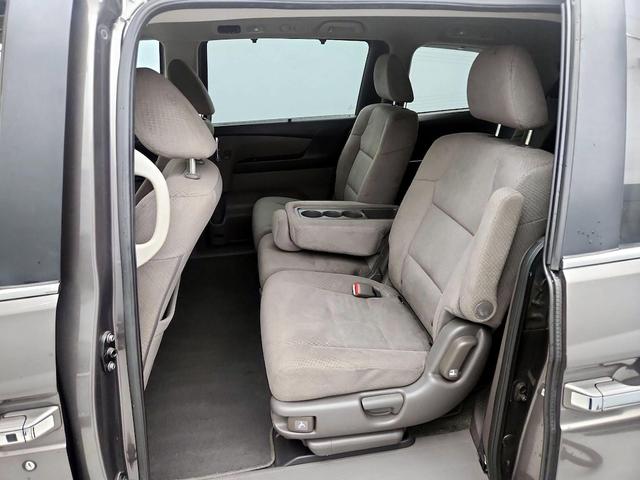 Photo of 2016 Gray Honda Odyssey