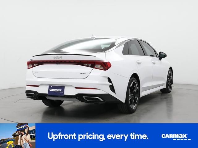 Photo of 2023 White Kia K5