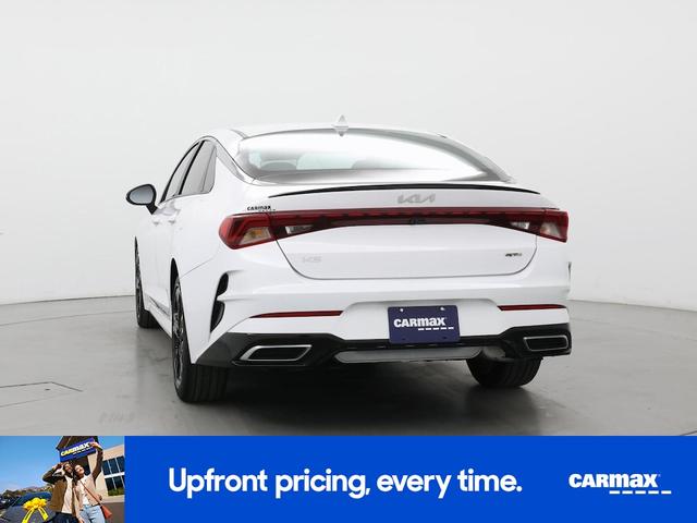 Photo of 2023 White Kia K5