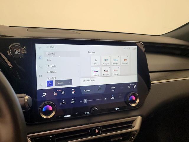 Photo of 2024 Black Lexus RX 350