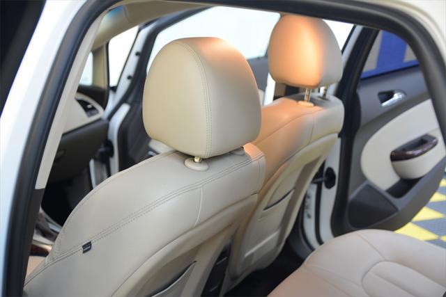 Photo of 2014 Summit White Buick Verano
