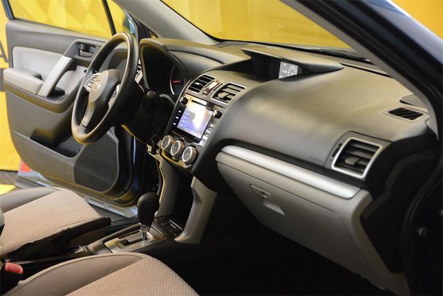 Photo of 2016 Quartz Blue Pearl Subaru Forester