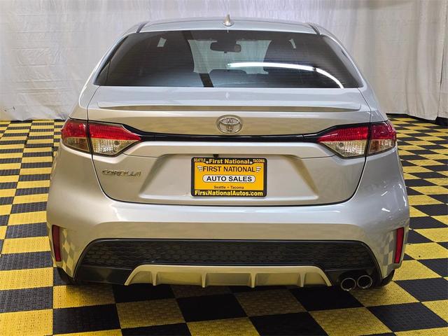 Photo of 2022 Silver Toyota Corolla