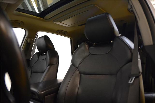 Photo of 2016 Graphite Luster Metallic Acura MDX