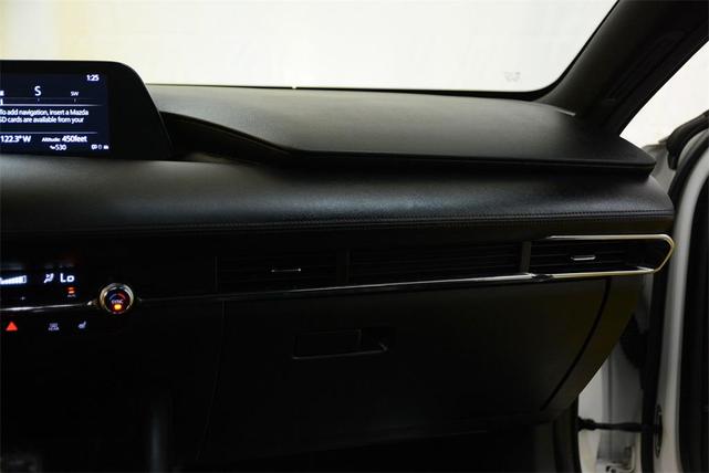 Photo of 2023 Snowflake White Pearl Mica Mazda Mazda3