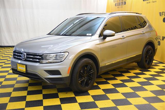 Photo of 2021 Silver Metallic Volkswagen Tiguan