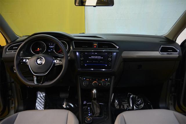 Photo of 2021 Silver Metallic Volkswagen Tiguan